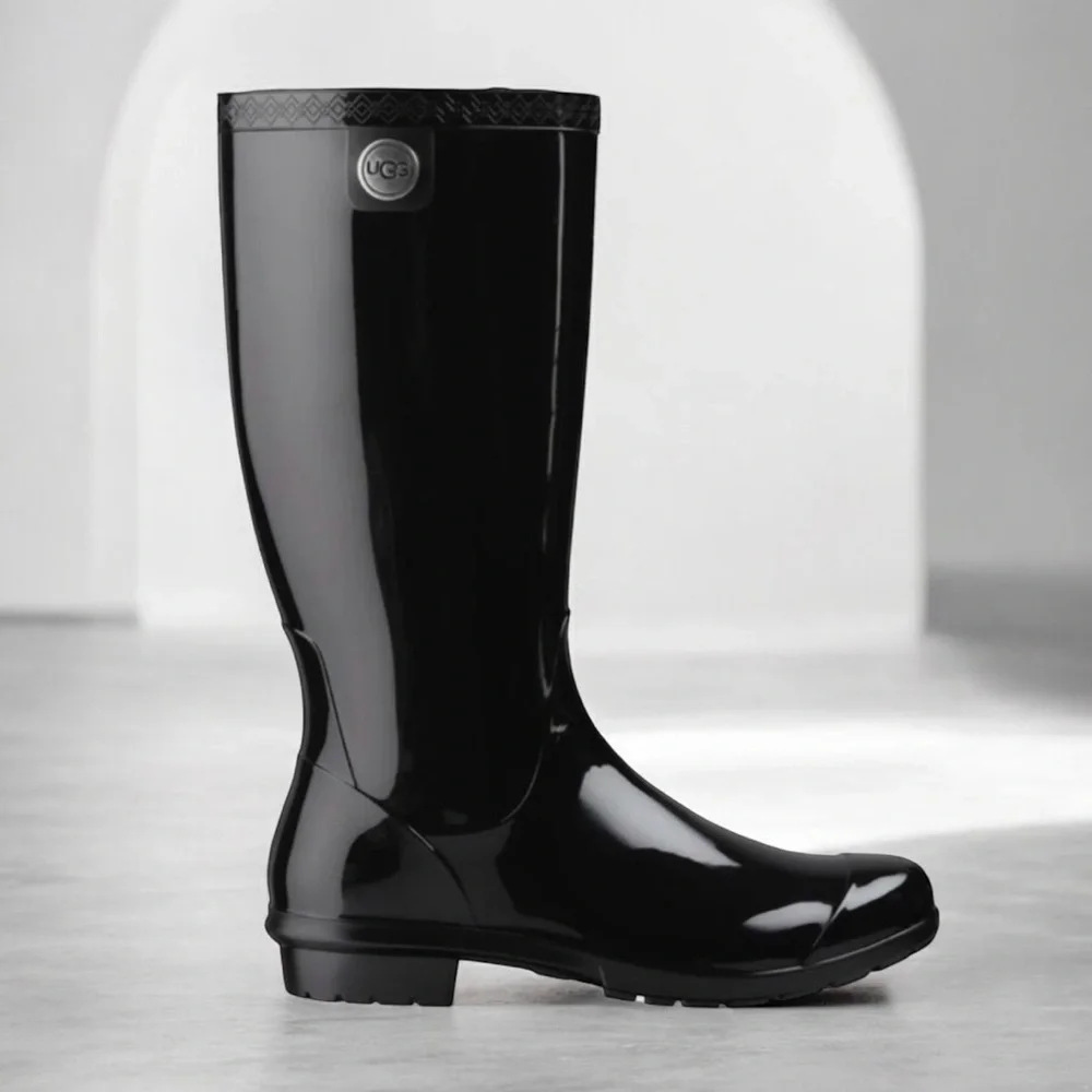 UGG black patent Shayne RAIN BOOTS women’s size 6